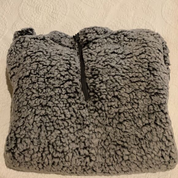 North & Acrux Tops - North & Acrux fleece pull over.